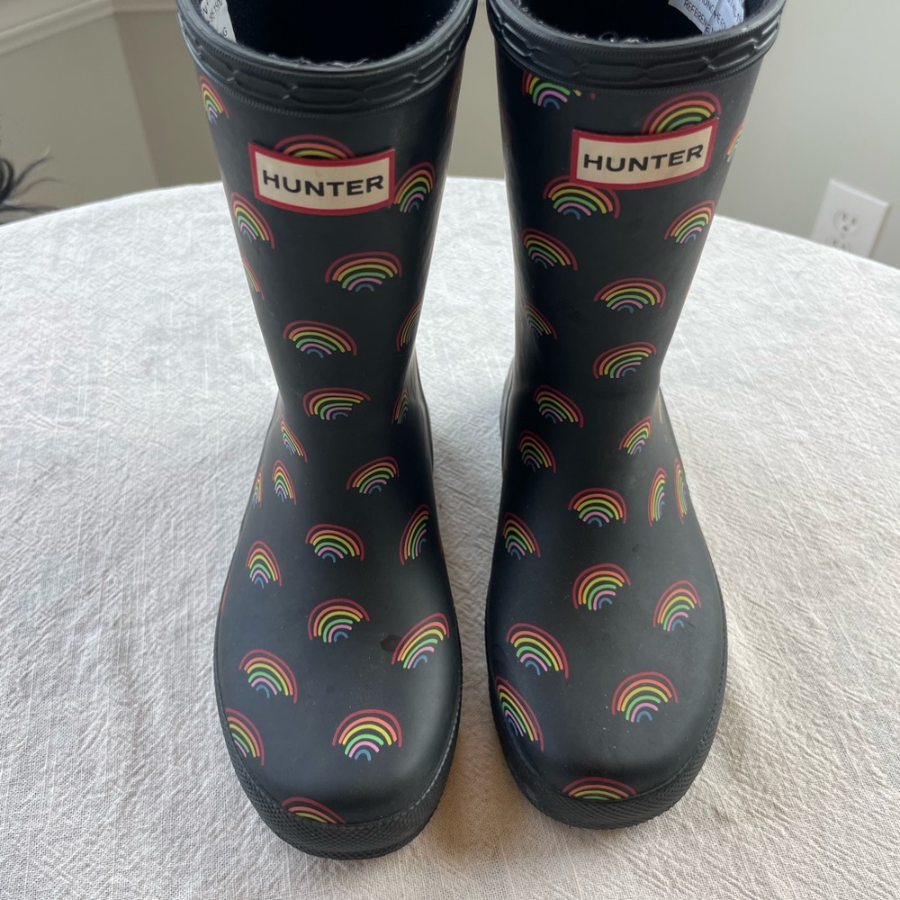 Girls Hunter Black Boots with Rainbow Design